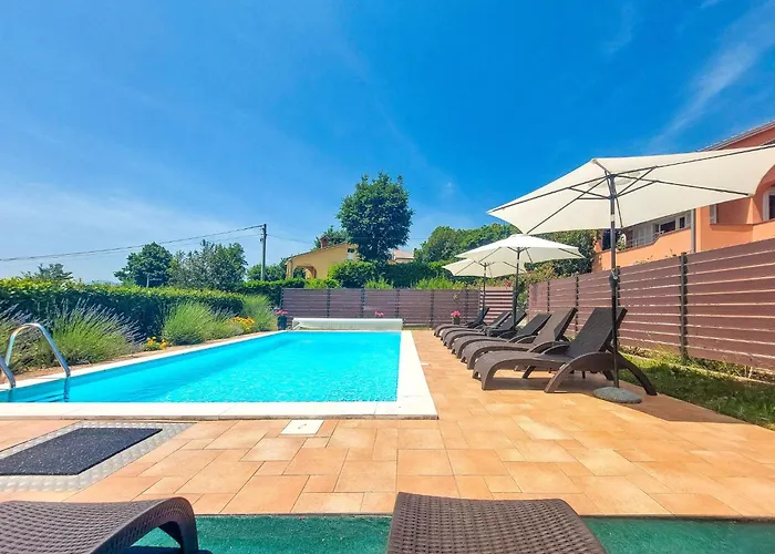 Adrian-2 By Interhome Lejlighed *