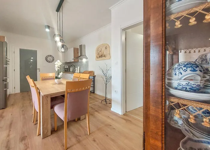 Adrian-2 By Interhome Lejlighed